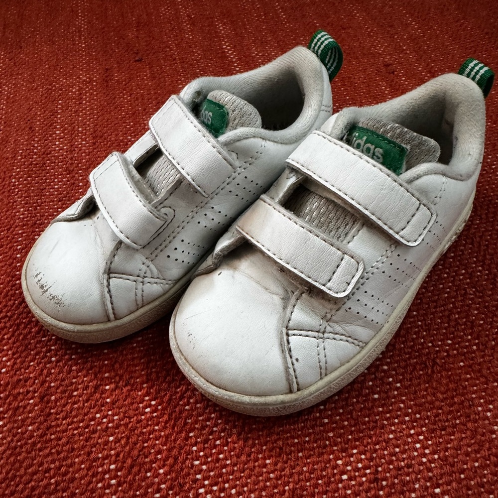 Adidas Stan Smith - Size 6.5